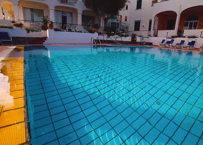 Отель Grand Lido